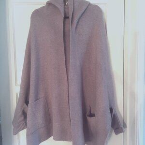 Look by M Pocket Shrug with Hoodie Cape Cardigan in Lilac OS